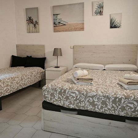 Benalbeach Casa Kito Dreams 1ª Linea Playa Benalmadena Luaran gambar