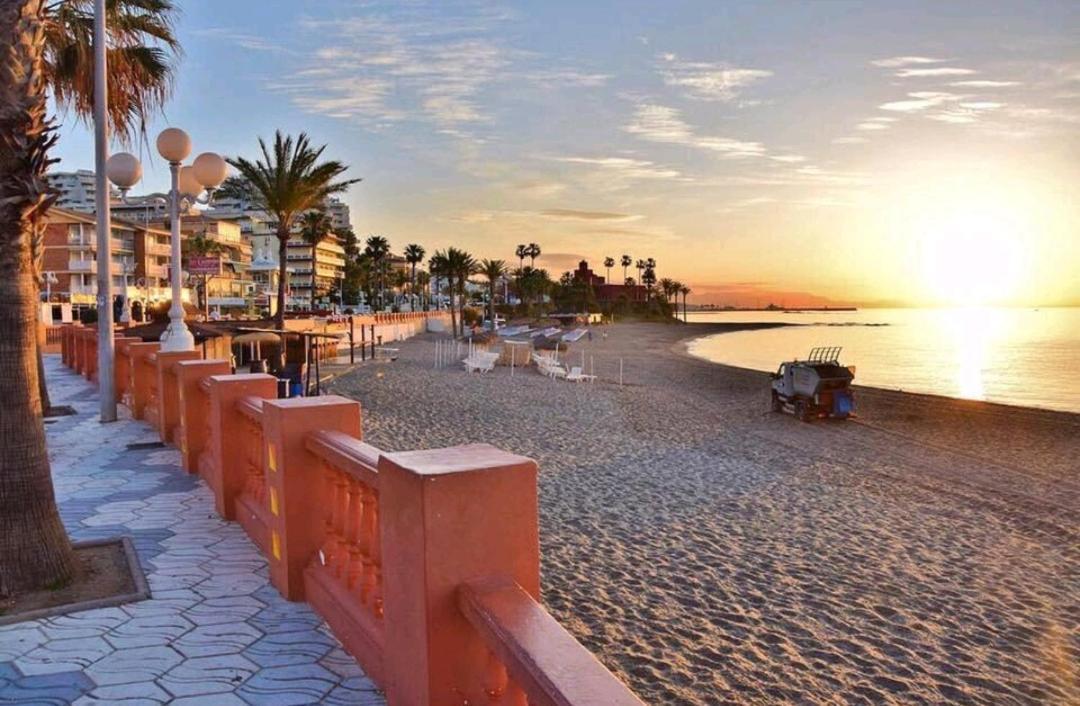 Benalbeach Casa Kito Dreams 1ª Linea Playa Benalmadena Luaran gambar